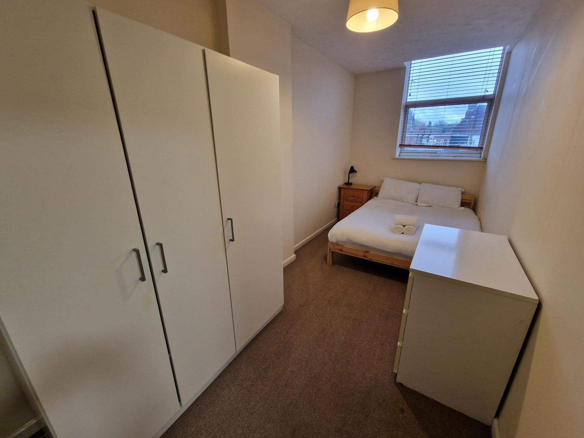 Portsmouth Road A Hotel เซาธ์แธมป์ตัน ภายนอก รูปภาพ
